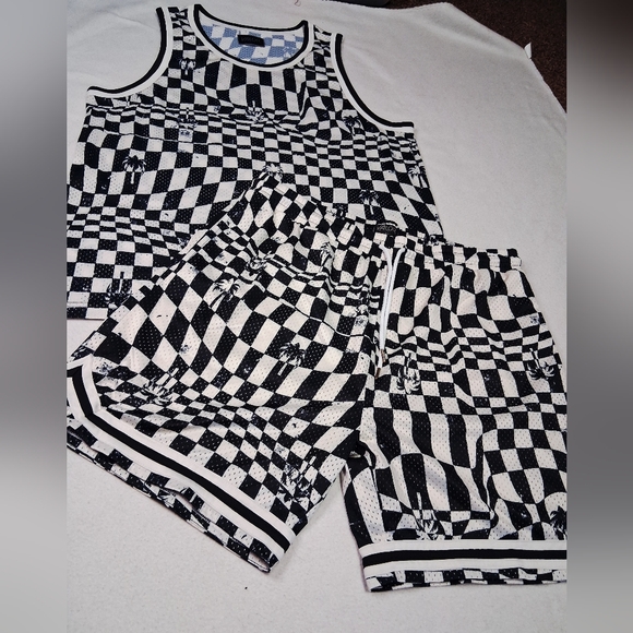 Valor Other - Valor Men's Black and White Checkered Outfit Shirt And Shorts Matching XL